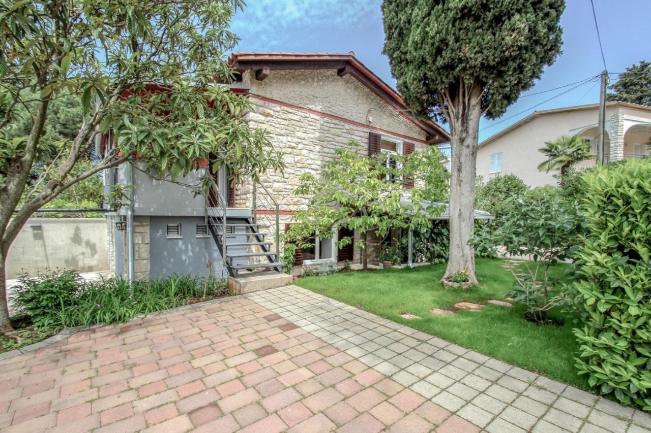 Carla Guest House Novigrad  Екстер'єр фото
