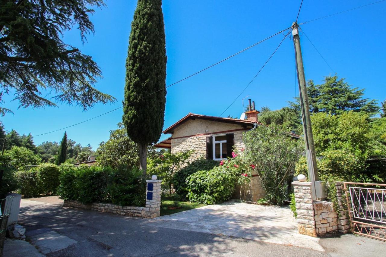 Carla Guest House Novigrad  Екстер'єр фото